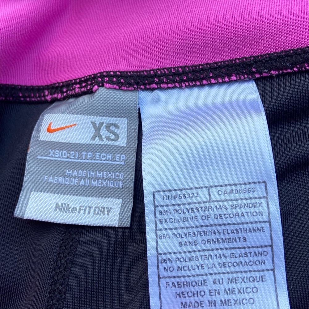 Nike yoga pants size XS ( 0-2). - Picture 11 of 16